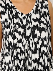 Yours Curve Black Pleated Front Vest Top - Image 4 of 5