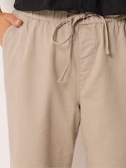 Yours Curve Brown Pull On Cropped Trousers - Image 4 of 5