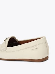 Kurt Geiger London White Greenwich Moccasin Shoes - Image 4 of 4
