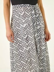 Roman Black Pleat Neck Contrast Print Midi Dress - Image 5 of 5