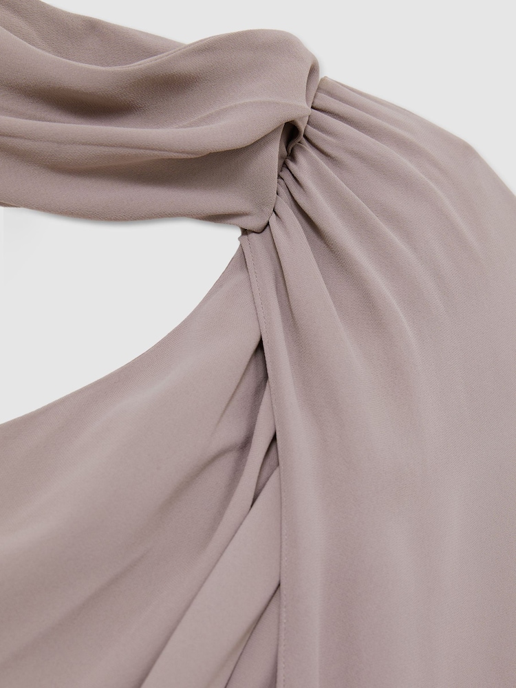 Reiss Carrie One-Shoulder-Jumpsuit mit drapiertem Design und weitem Bein - Bild 7 von 7