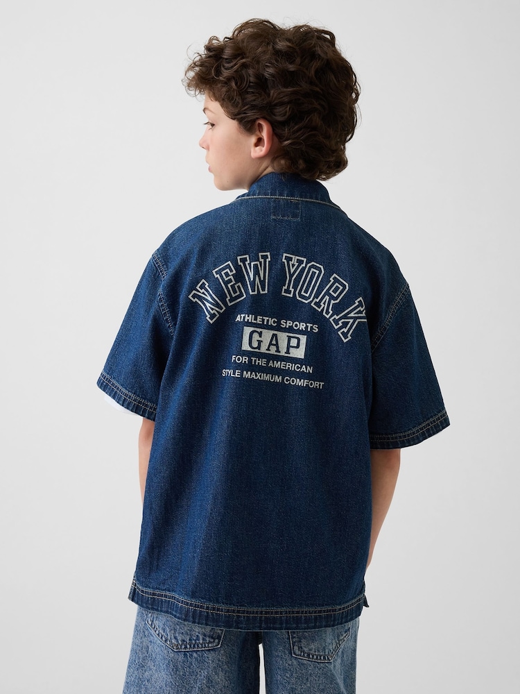 Gap Dark Wash Denim Relaxed New York Logo Short Sleeve Shirt (4-13yrs) - Image 2 of 4