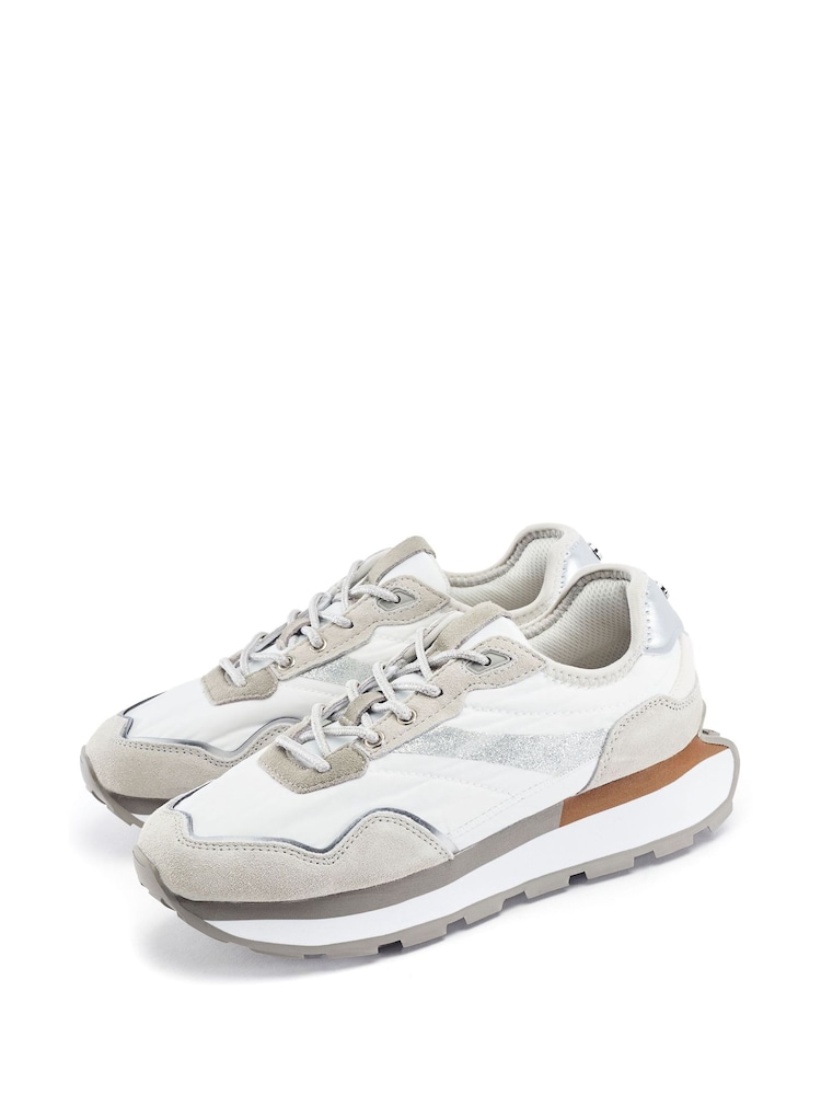 Moda in Pelle White Dorea Lace Up Trainers - Image 2 of 4