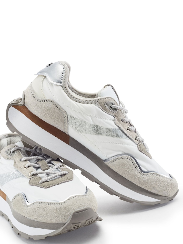 Moda in Pelle White Dorea Lace Up Trainers - Image 4 of 4