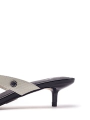 Negro - Moda in Pelle Melodi Kitten Heel Toe Post Sandals - Imagen 5 de 5