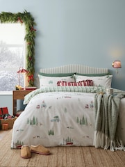 Wylder Christmas Tree Lane Reversible Duvet Cover and Pillowcase Set - Kuva 1 / 4