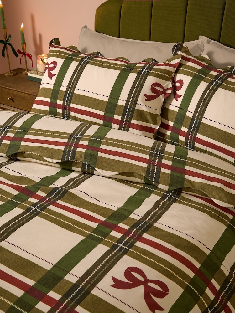 Furn Green Scallop Tartan Bow Reversible Duvet Cover and Pillowcase Set - Image 2 of 3