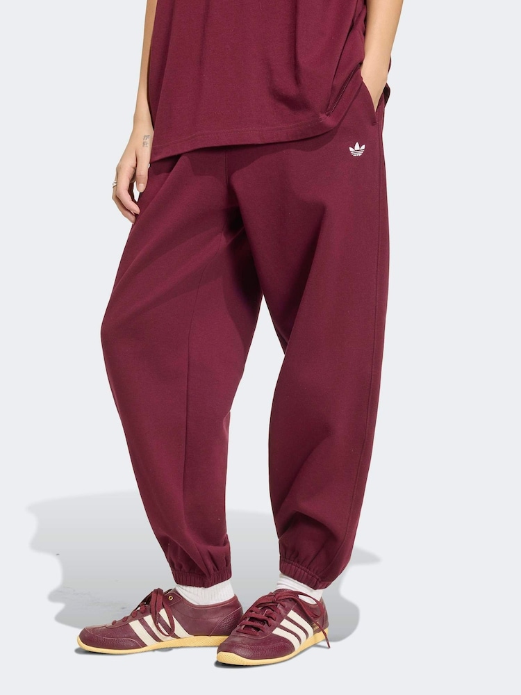 adidas Originals Red Essentials Loose Fleece Joggers - Image 2 of 6 adidas Originals Red Essentials Loose Fleece Joggers - Image 2 of 6