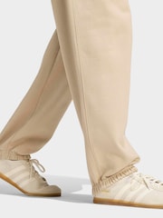 adidas Originals Cream Essentials Loose Fleece Joggers - Image 5 of 6