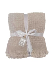 Gallery Home Natural Smooth Touch Waffle Throw 1300x1700mm - Image 5 of 5