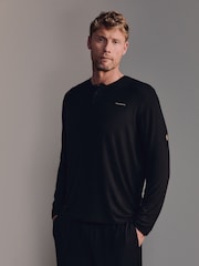 أسود - Belstaff Lounge Soft Touch Modal Long Sleeve Henley T-Shirt - صورة 6 من 7