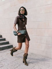 Friends Like These Twist Lock Faux Leather PU Shirt Mini Dress - Bilde 5 av 6