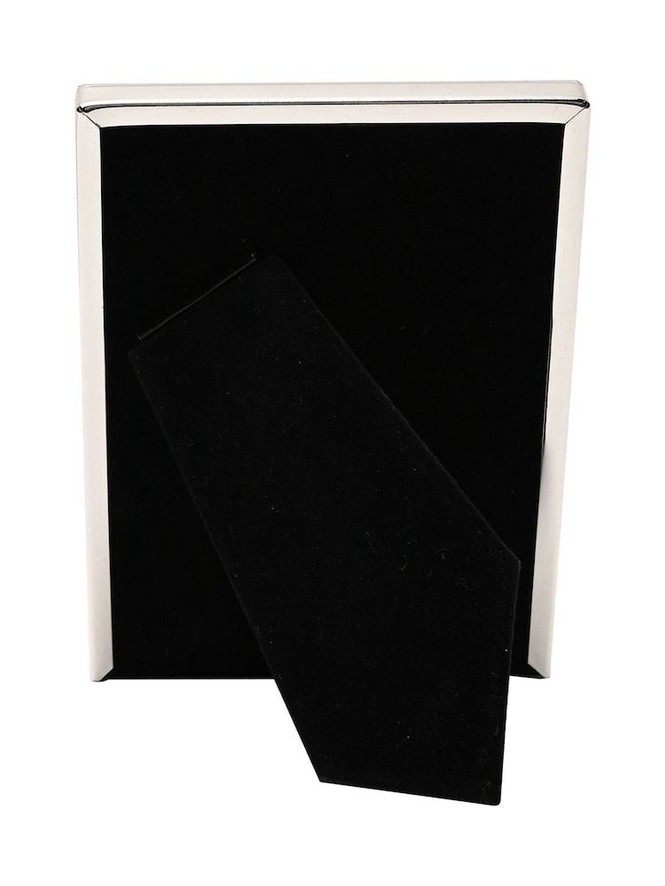 Widdop White Silver Plated Photo Frame with Epoxy - Image 4 of 4 Widdop White Silver Plated Photo Frame with Epoxy - Image 4 of 4