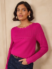 Rosa - Love & Roses Scalloped Boat Neck Long Sleeve Knitted Jumper - Bild 1 von 5