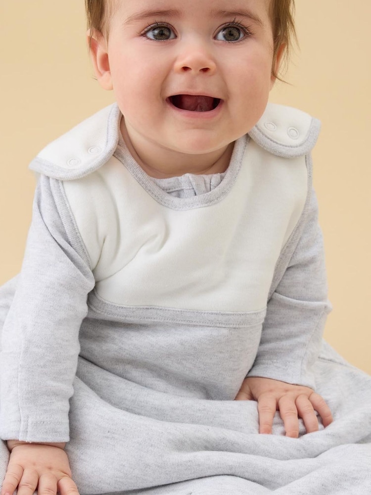 MORI Grey Supersoft 1.5 Tog Travel Sleeping Bag - Image 1 of 4 MORI Grey Supersoft 1.5 Tog Travel Sleeping Bag - Image 1 of 4