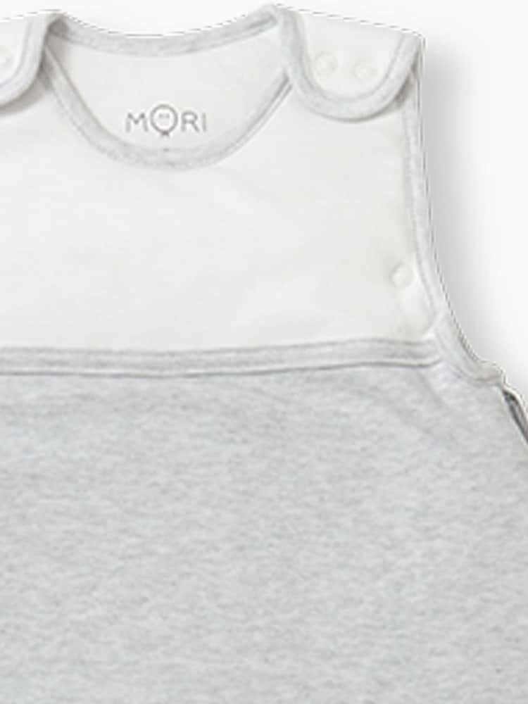 MORI Grey Supersoft 1.5 Tog Travel Sleeping Bag - Image 4 of 4 MORI Grey Supersoft 1.5 Tog Travel Sleeping Bag - Image 4 of 4