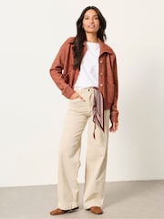FatFace Welling Clay Wide leg Jeans - Image 4 of 6