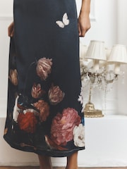 Black Floral Lightweight Viscose Slip - Image 5 of 9