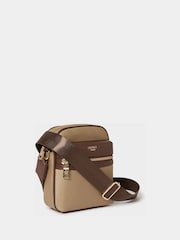 Osprey London Natural The Voyage Nylon Travel Bag - Image 2 of 5