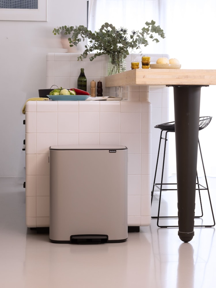 Brabantia Soft Grey Bo Pedal Bin - Image 1 of 6 Brabantia Soft Grey Bo Pedal Bin - Image 1 of 6