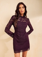 אדום בורגנדי - Friends Like These Lace Shift Long Sleeve Mini Dress - תמונה 1 מתוך 5