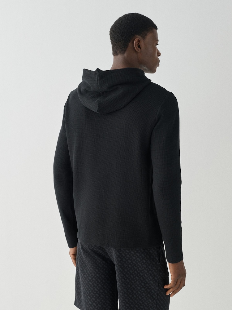 Nero - BOSS Waffle Logo Long Sleeve Hoodie - Immagine 2 di 4 Nero - BOSS Waffle Logo Long Sleeve Hoodie - Immagine 2 di 4