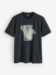 BOSS Regular Fit Momentum Graphic T-Shirt - Attēls 4 no 4