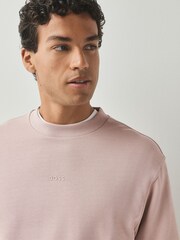Cream - BOSS Regular Fit Logo Crew Neck Sweat Top - 4এর মধ্যে 3 ছবি