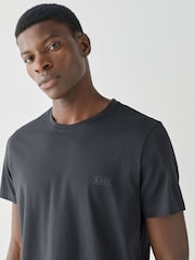 Gris - Camiseta BOSS de Corte estándar con Cuello redondo y logo - Imagen 1 de 4