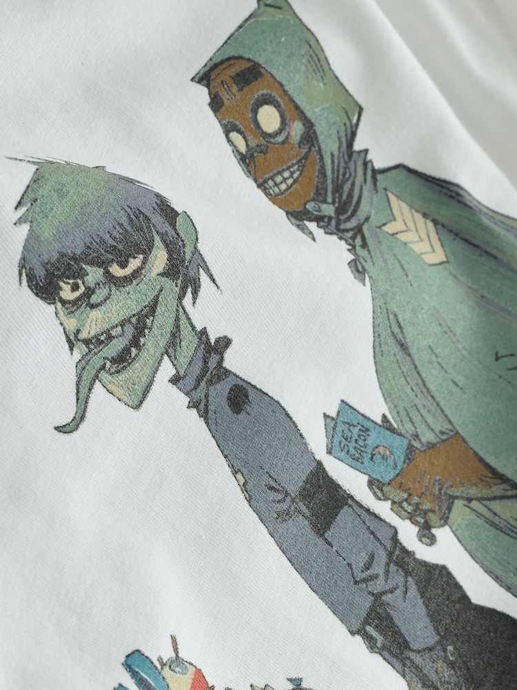 Weiß Gorillaz - Reguläre Passform - T-Shirt mit Bandgrafik-Print - Bild 7 von 7