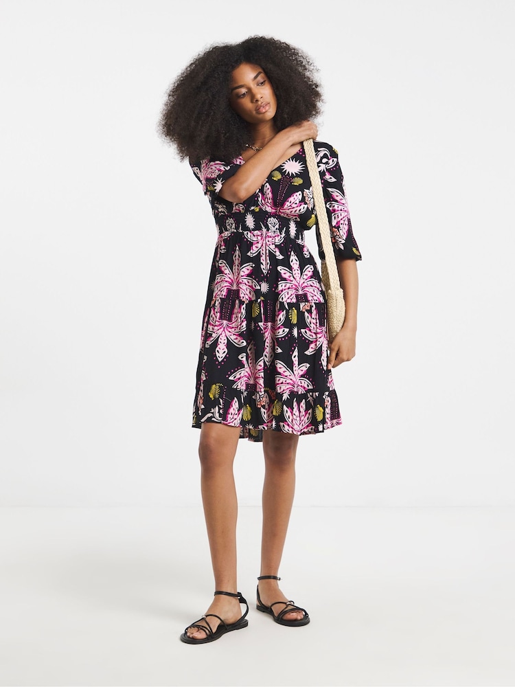 Simply Be Crinkle Shirred Waist Skater Dress - Imagen 1 de 4