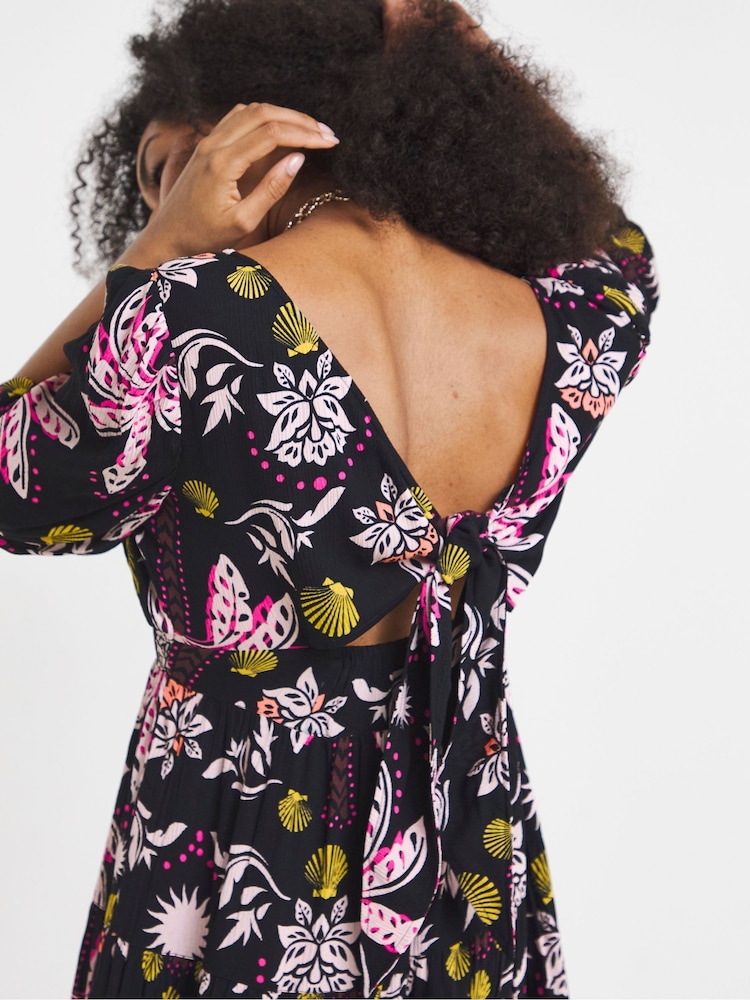 Simply Be Crinkle Shirred Waist Skater Dress - Imagen 4 de 4