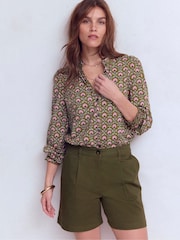 Boden Green Chino Shorts - Image 4 of 6