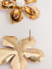 Gold Tone Flower Sparkle Stud Earrings - Image 3 of 7