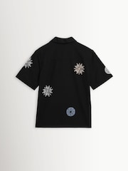 Wax London Black Didcot Round Applique Short Sleeve Shirt - Image 10 of 12