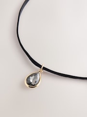 Crno - Velvet Choker Necklace - Slika 2 od 3