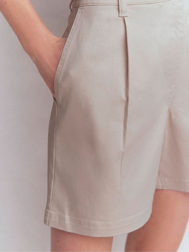 Boden Cream Chino Shorts - Image 2 of 6