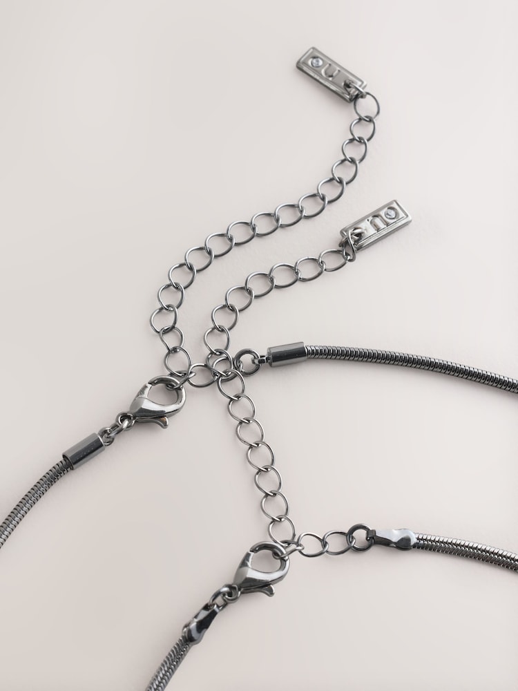 Black Layered Long Necklace - Image 4 of 4