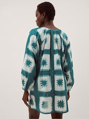 Monsoon Malia Artisanal Print Mini Kaftan - Imagen 3 de 5