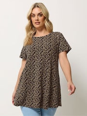 Yours Curve Black Animal Textured Swing Top - Image 1 of 5