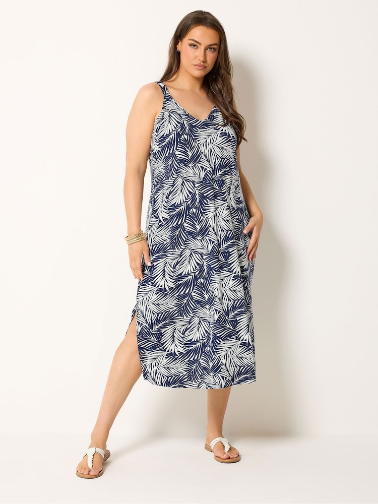 Yours Curve Blue All Over Print Throw On Dress - Image 1 of 5 Yours Curve Blue All Over Print Throw On Dress - Image 1 of 5