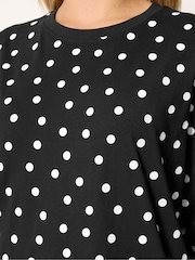 Yours Curve Black Spot Oversized T-Shirt - Image 4 of 5