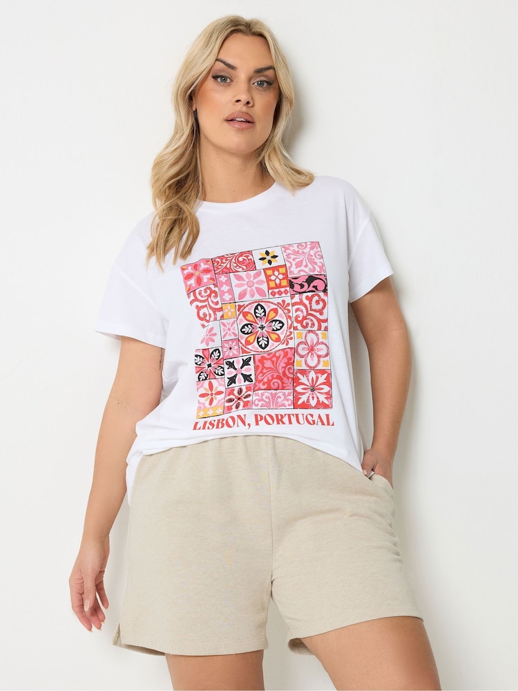 Yours Curve Natural Pocket Detail Jogger Shorts - Image 1 of 5