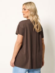 Yours Curve Brown Placement Print Daisy T-Shirt - Image 3 of 5