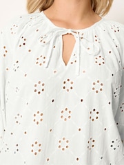 Yours Curve Cream Broderie Boho Top - Image 4 of 4