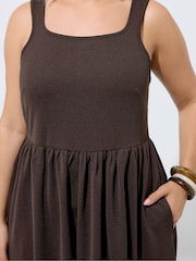 Yours Curve Brown Limited Strappy Dress With Pockets - Image 4 of 5