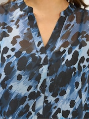 Yours Curve Blue Pleated Back Shirt - Image 5 of 6