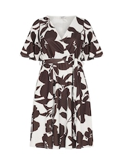 Yours Curve Brown London Choco Stencil Floral Wrap Dress - Image 5 of 5