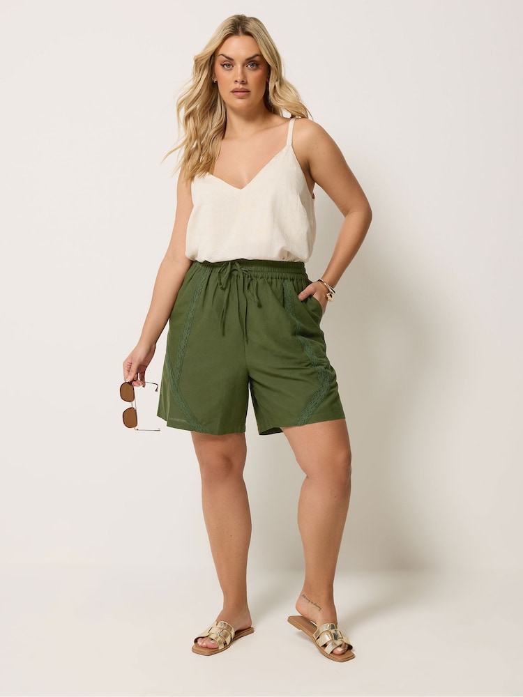 Verde - Yours Curve Crochet Drawstring Shorts - Imagen 2 de 5