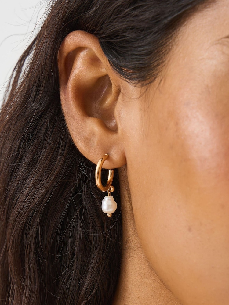 Accessorize Cream Pearl Stud & Hoop Earrings 6 Pack - Image 2 of 2